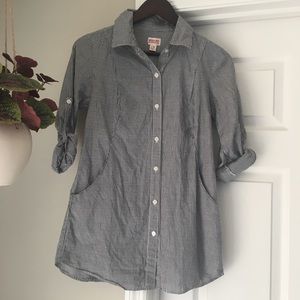 Mossimo grey & white pinstripe button up